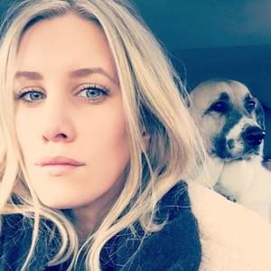 Meet your Posher, Hillary